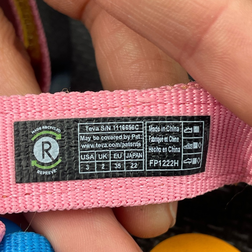 Teva Youth Multicolor Kids Sandals size 3 color: 90’s mult - Picture 2 of 9